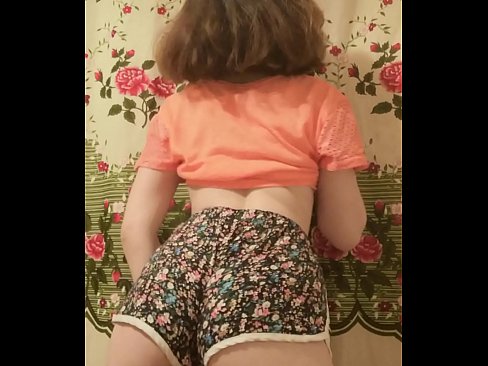 ❤️ دختر جوان سکسی که شورتش را جلوی دوربین در می آورد پورنو در fa.downloadassertion.top ❌